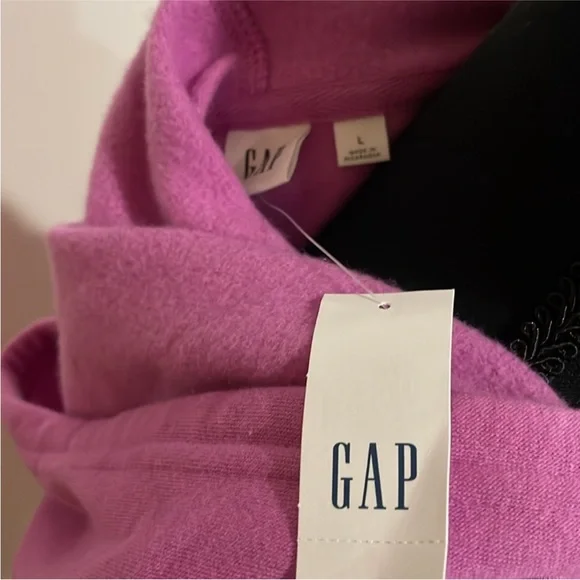 NWT GAP CLASSIC LOGO HOODIE - Picture 4 of 4